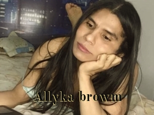 Allyka_browm