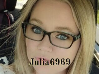 Julia6969