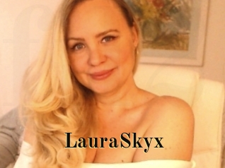 LauraSkyx