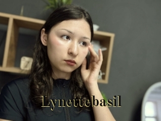 Lynettebasil