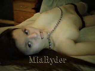 Mia_Ryder