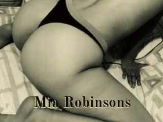 Mia_Robinsons