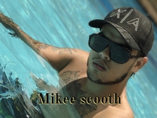 Mikee_scooth