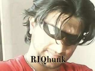 RIQhunk