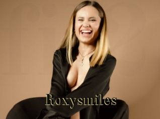 Roxysmiles