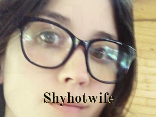 Shyhotwife